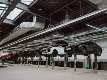 Największy salon Porsche w Polsce